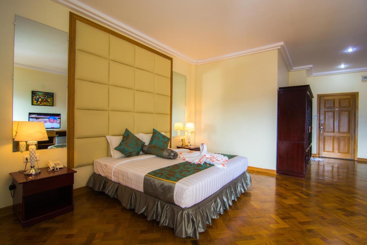 Royal Inlay Hotel Nyaung Shwe Exterior foto